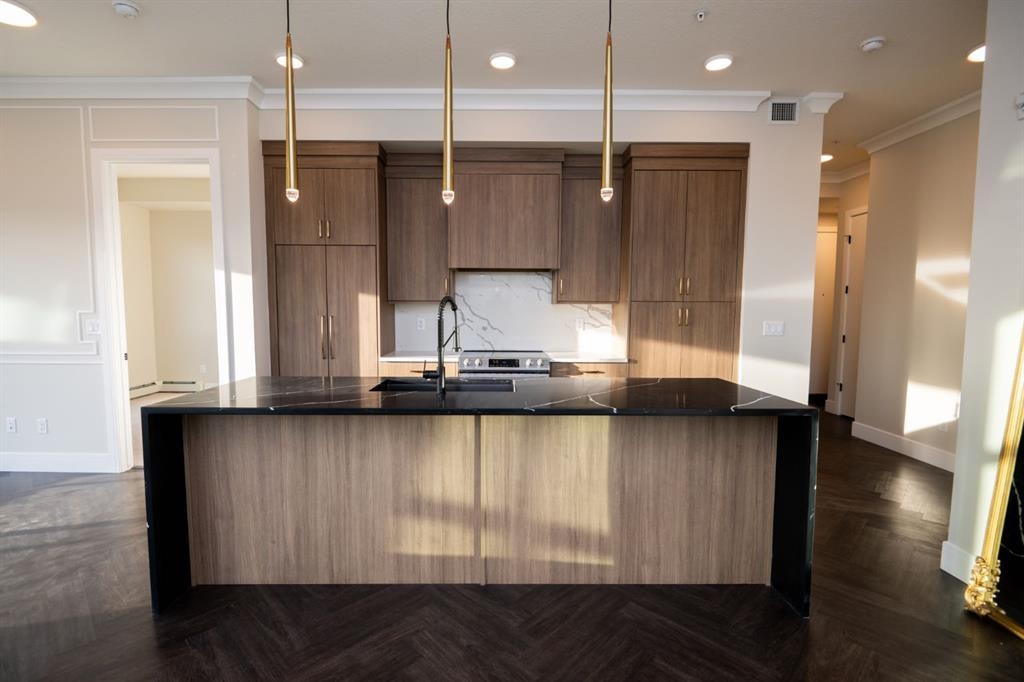 4270 Norford - Main Image